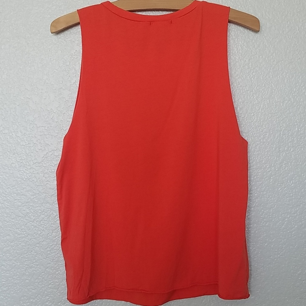 Heart Cut Out Muscle Tank - Picture 6 of 6